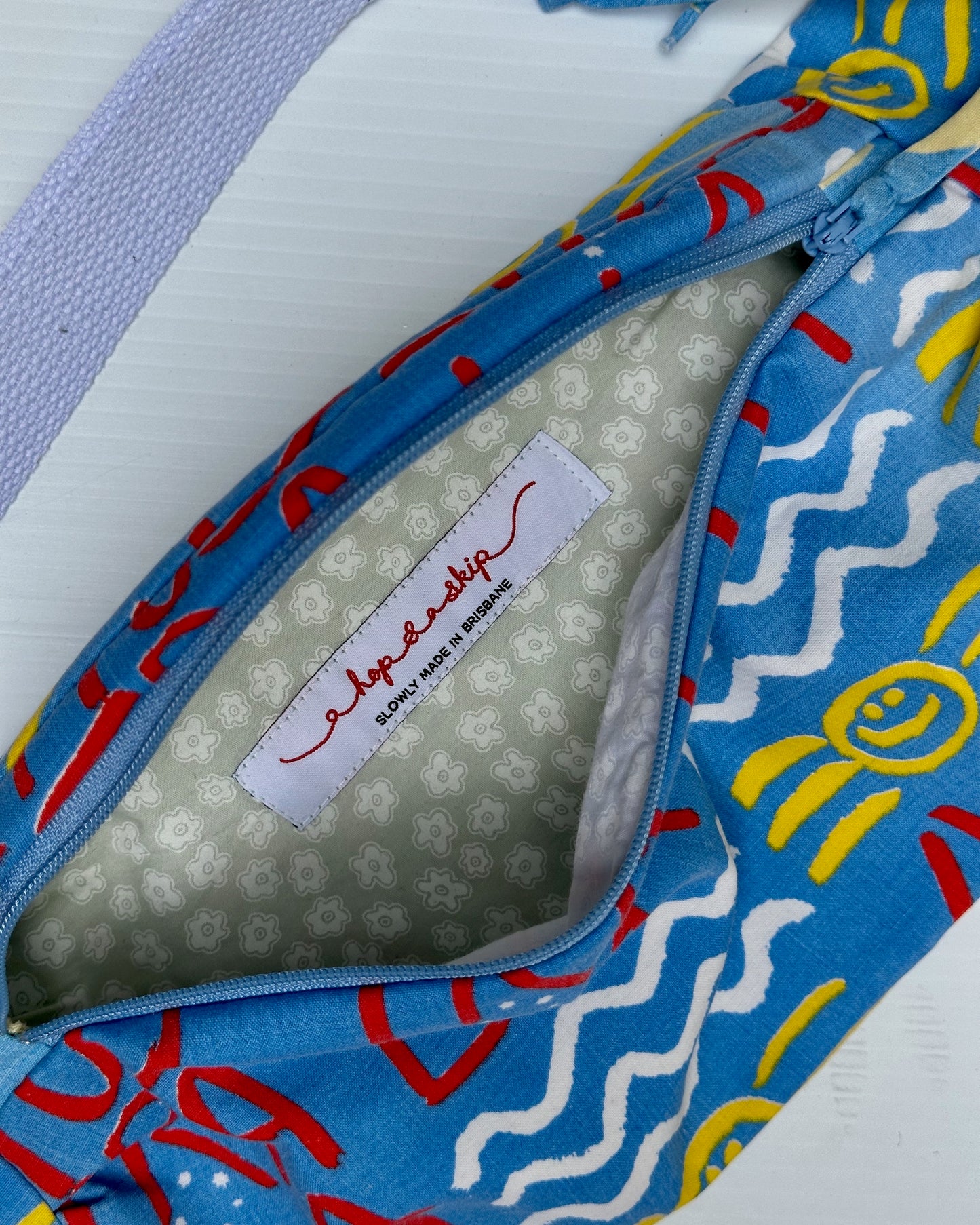 Bumbag - Ken Done Australia