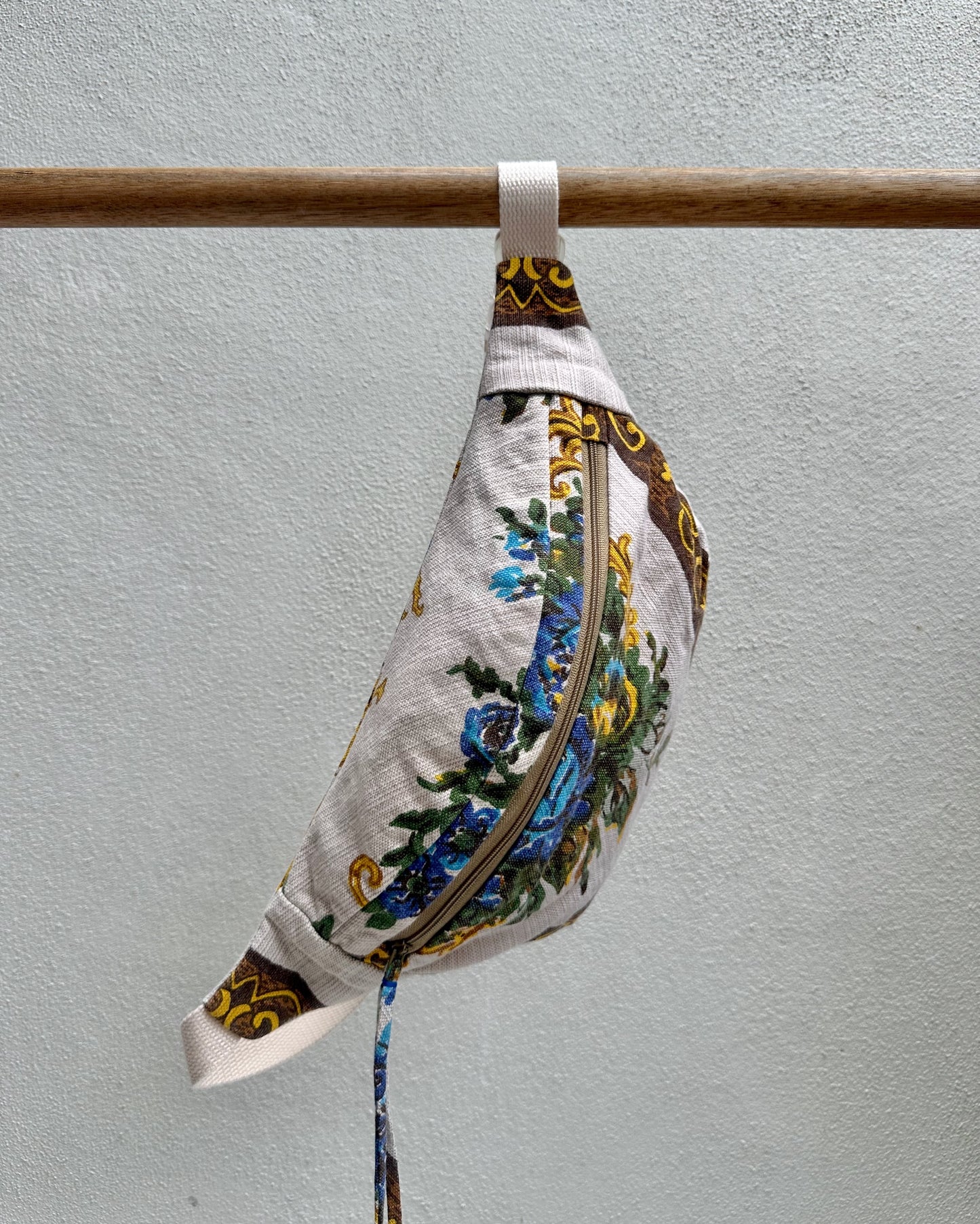 Bumbag - Versace Down Under