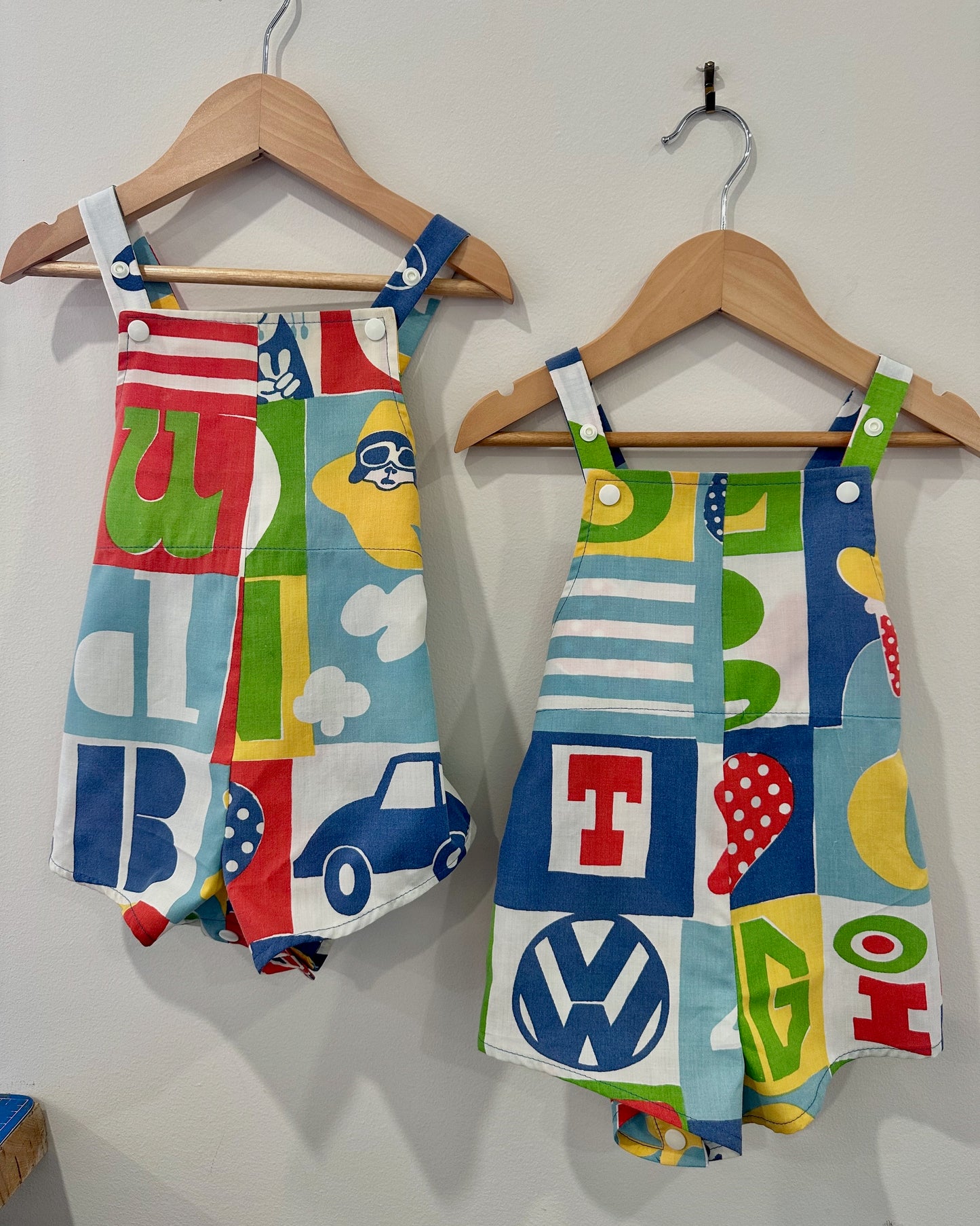 Oh Baby! Retro play romper